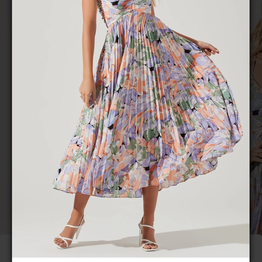 Astr Floral Maxi Dress in Purple, Pink, and Green - Picture 3 of 4